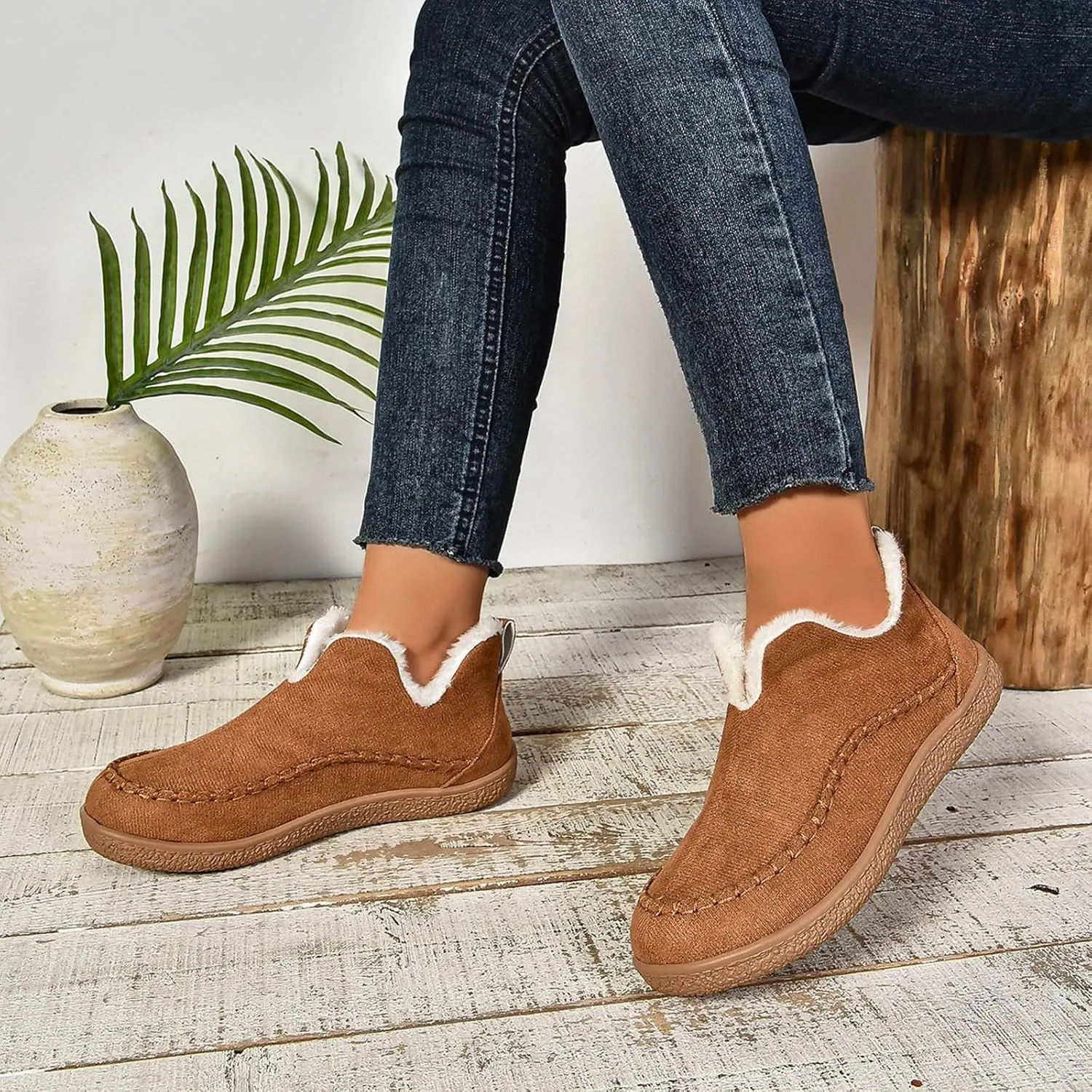 Cathalem Snow Boots for Women Winter Warm Booties Fur Lined Anti-Slip Ankle Boots Outdoor Slip On Booties Comfortable Warm Shoes