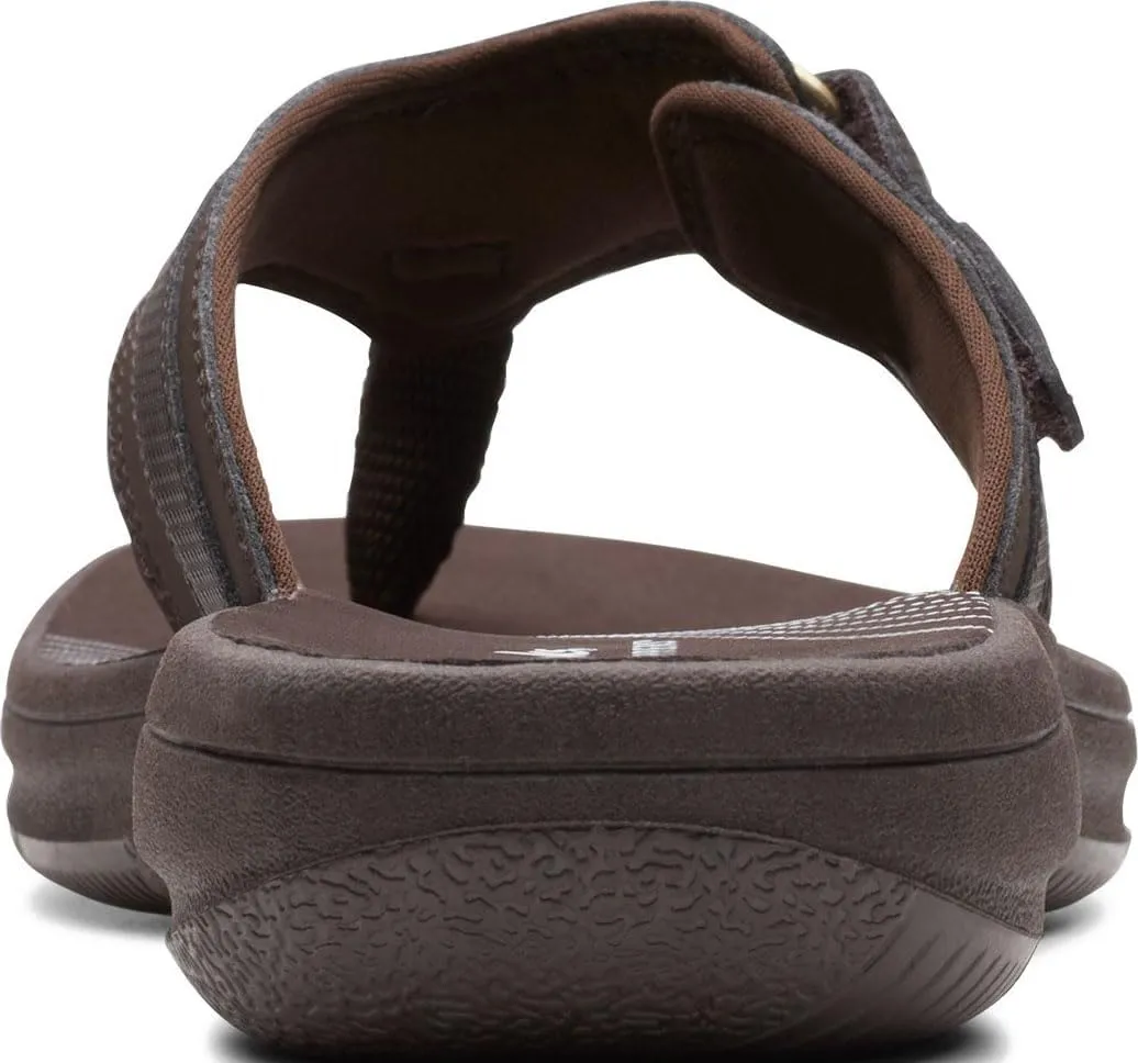 Clarks Womens Breeze Sea Flip-Flop Sandals - Comfortable Flip Flop with Adjustable Hook and Arch Support - Casual Summer Wearing Cloudsteppers for Everyday