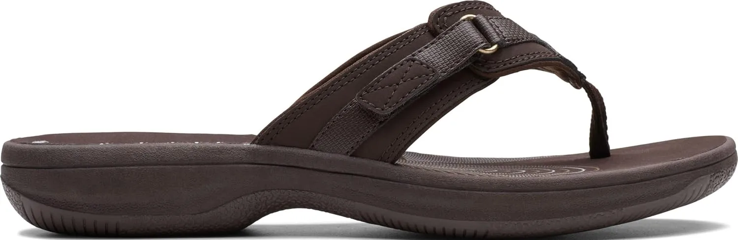Clarks Womens Breeze Sea Flip-Flop Sandals - Comfortable Flip Flop with Adjustable Hook and Arch Support - Casual Summer Wearing Cloudsteppers for Everyday