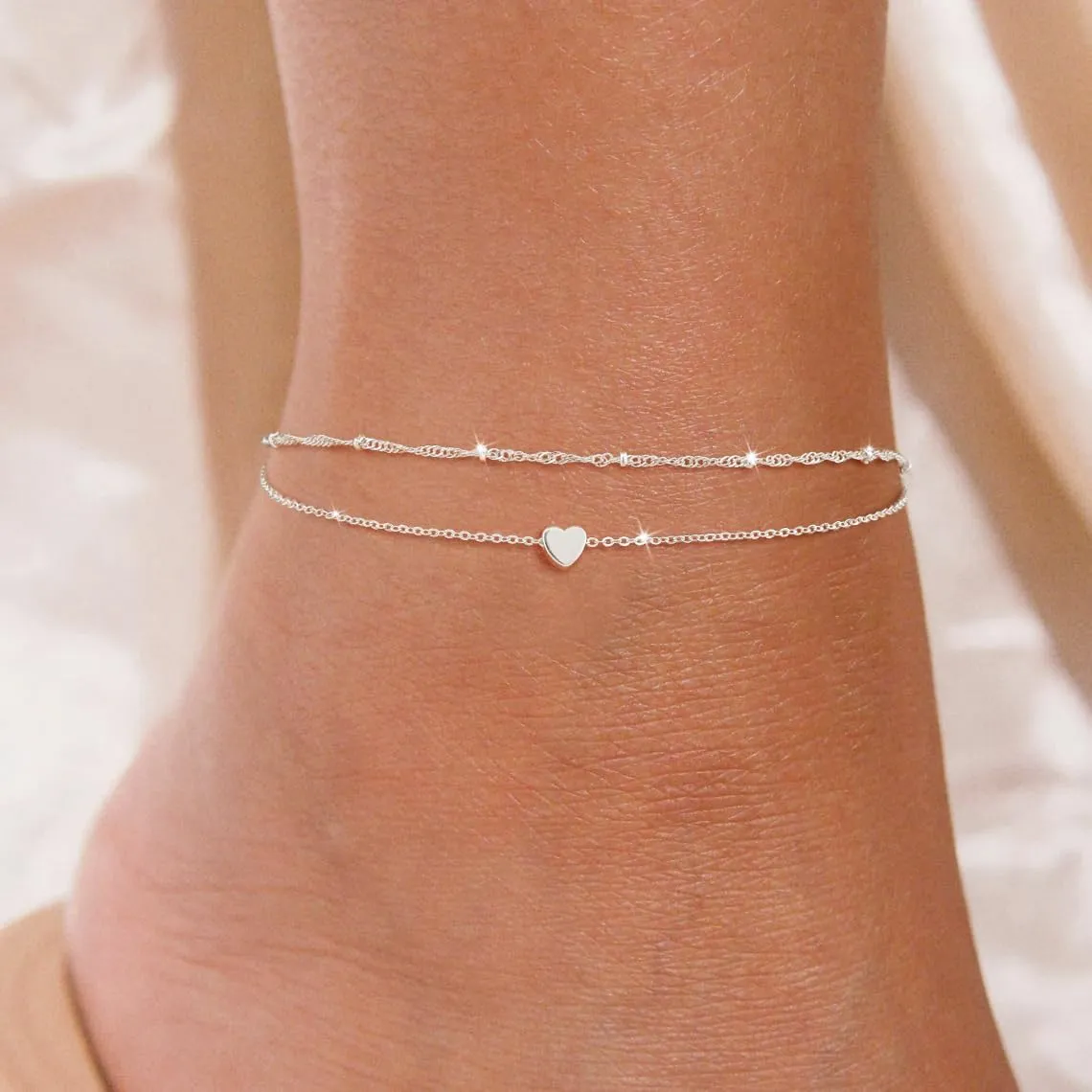 Gold/Silver Anklets for Women Ankle Bracelets for Women Waterproof Beach Layered Anklet Bracelets for Women Cuban Link Anklets Set Dainty Cute Heart Butterfly Anklets Non Tarnish Jewelry Gift