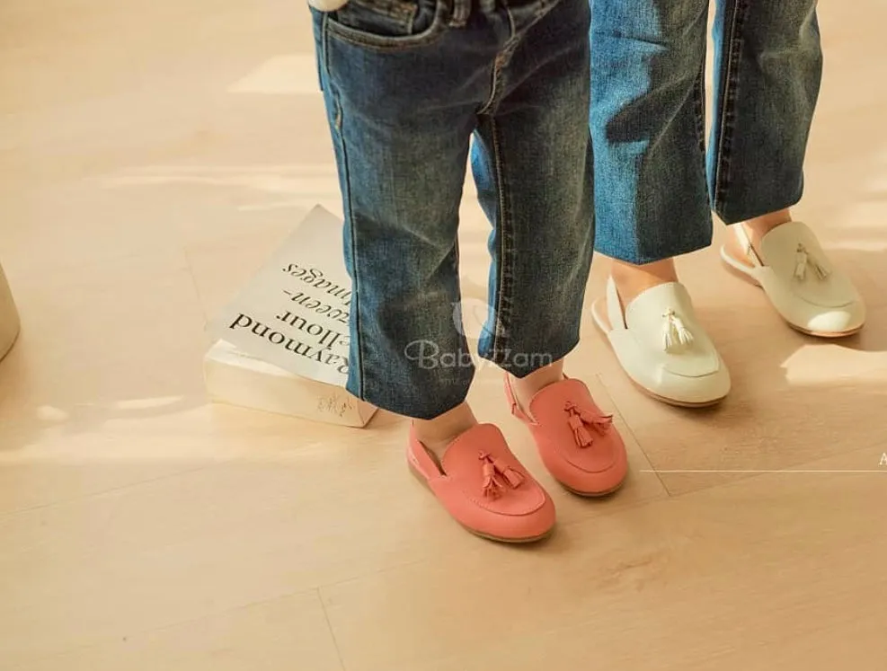 Loafer shoes