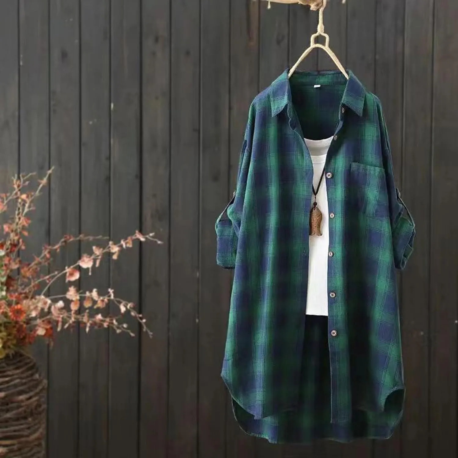 Mid Length Plaid Shirt for Women 2024 Spring and Autumn New Shirt Korean Style Long Sleeved Loose Coat Top