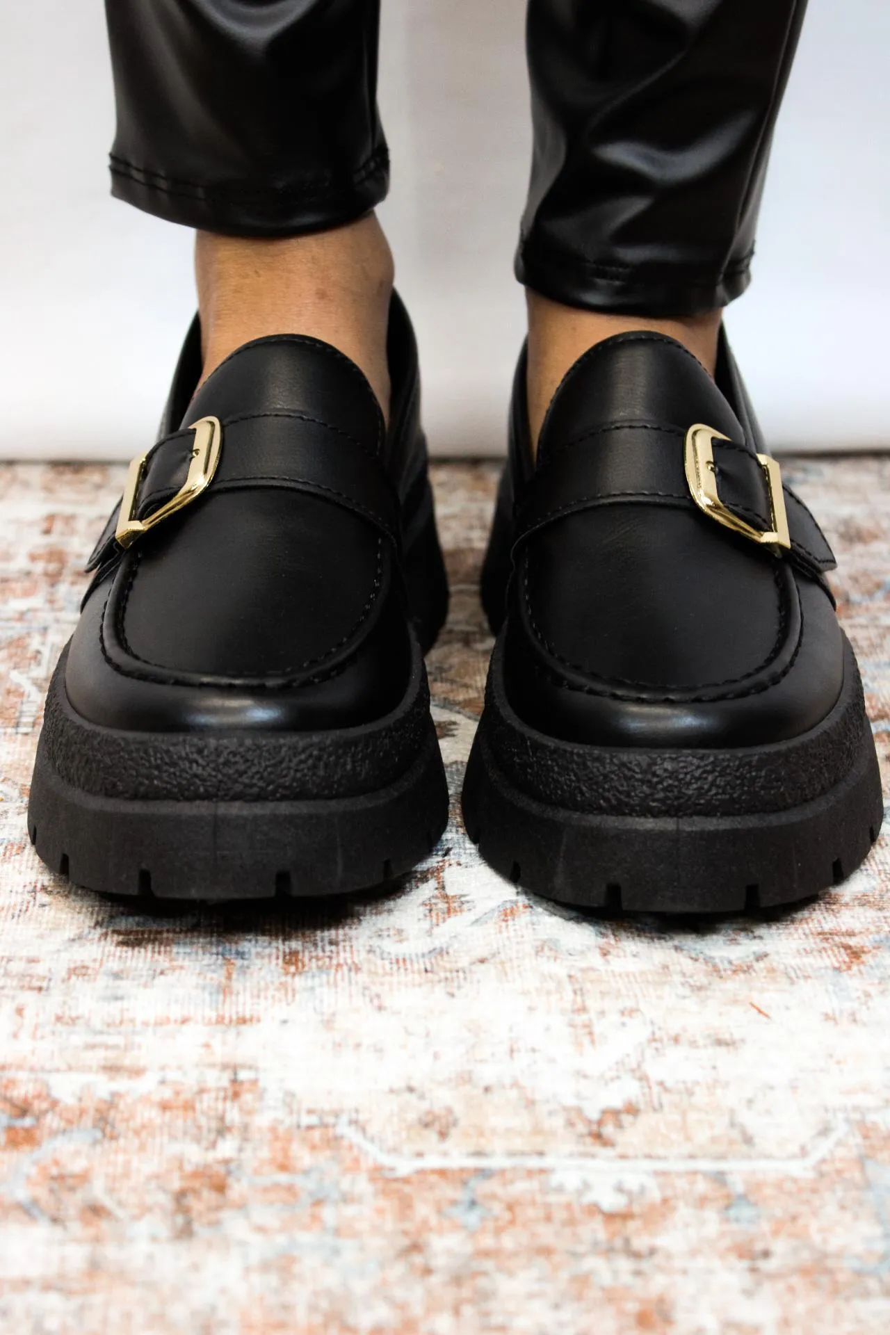 Parkway Loafer/ Black
