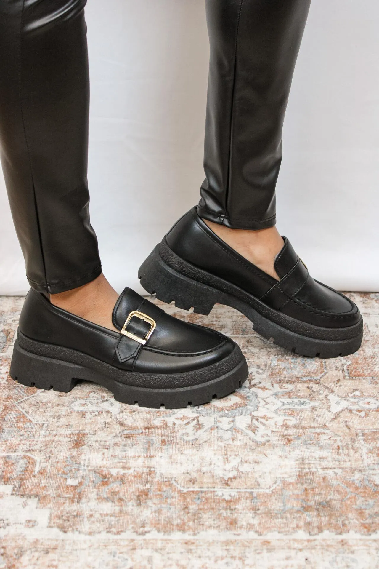 Parkway Loafer/ Black