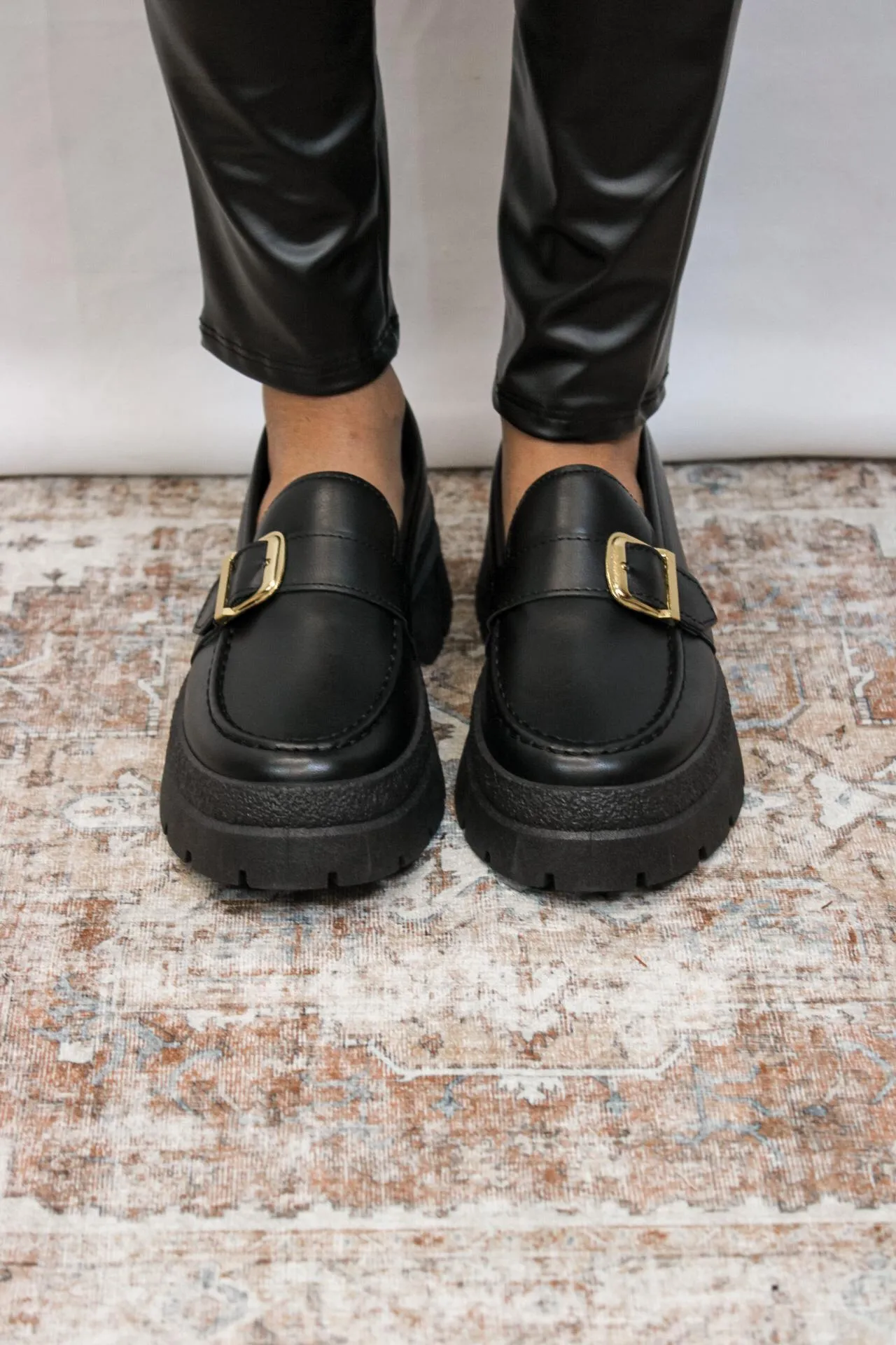 Parkway Loafer/ Black