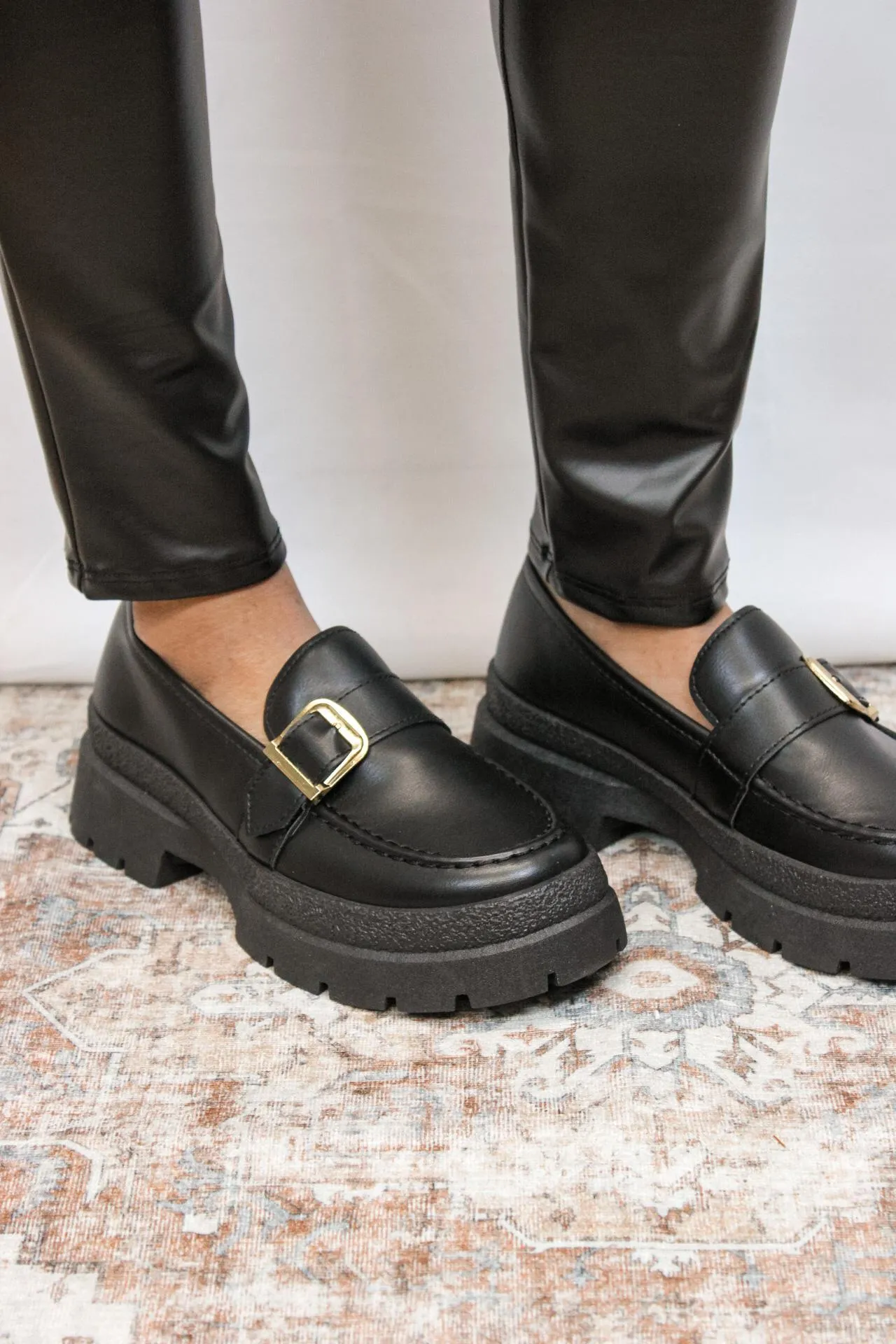 Parkway Loafer/ Black
