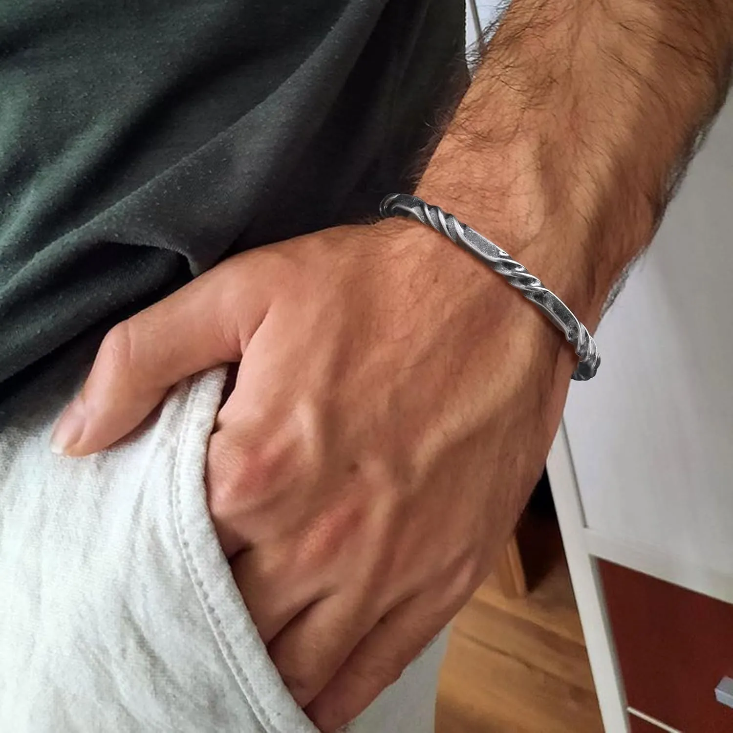 Stainless Steel Mens Cuff Bracelet, Minimal Twist Cool Antique Retro/Silver/Black Open Metal Cuff Bangle Bracelets for Men, 65mm