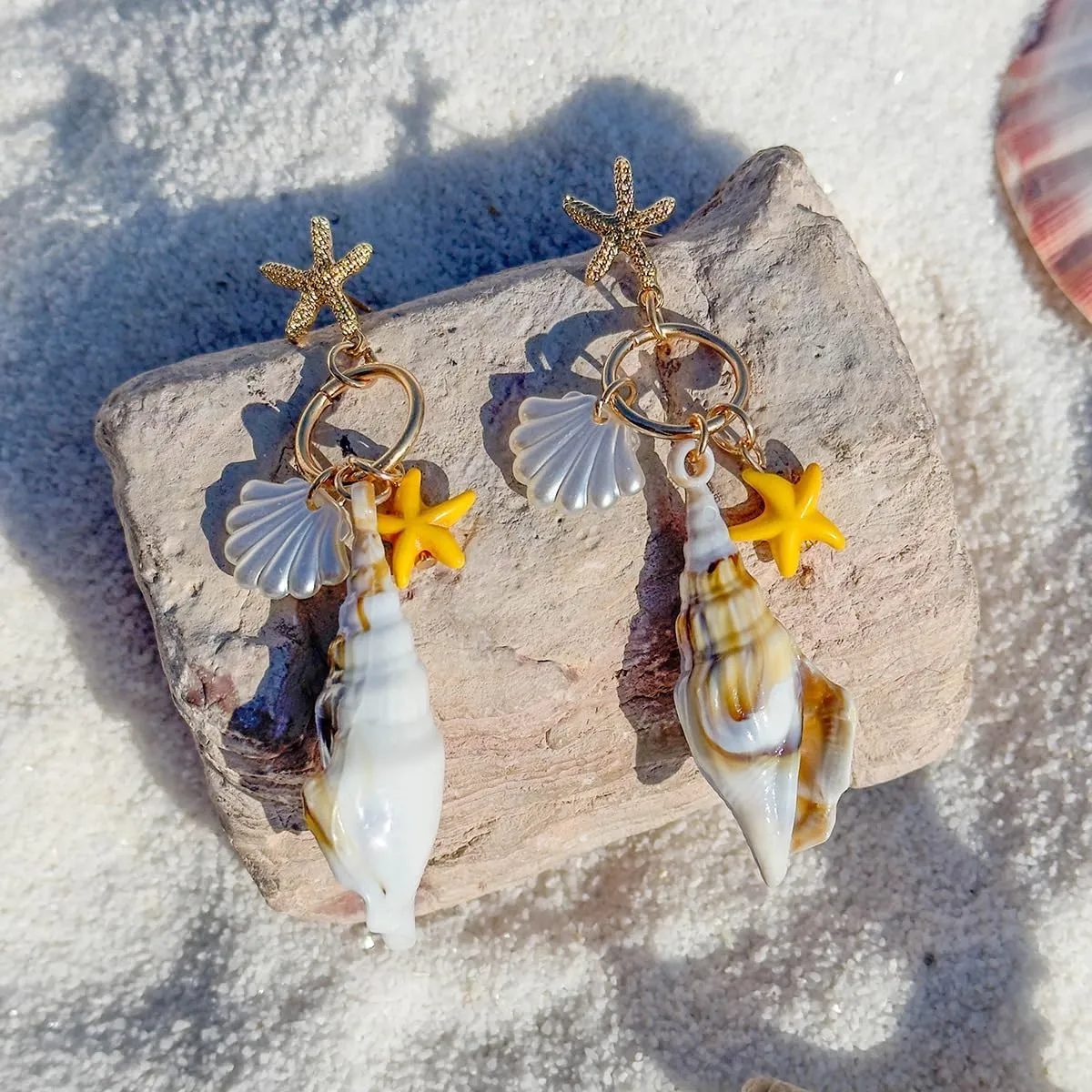 Starfish Earrings Gold Beach Jewelry for Women Pink Conch Shell Earrings Puka Cowrie Seashell Earring Summer Vacation Earring Ocean Jewelry