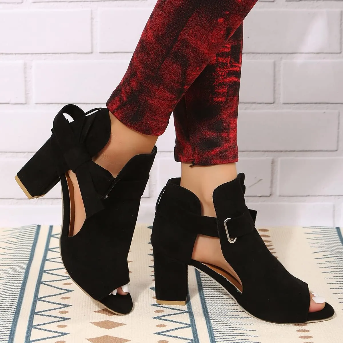 UOQAPRE Women's Chunky Heeled Sandals Ankle Strap Block Dress Pumps Shoes Summer Open Toe Low Heeled Party Sandals for Women