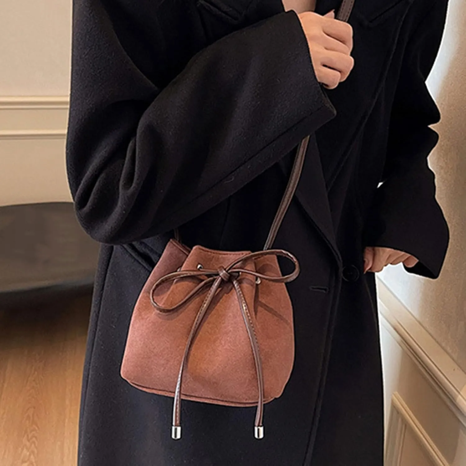 Women Bag Sweet Bows Crossbody Bag Drawstring Shoulder Bag Aesthetic Bucket Bag PU Leather Messengers Bag for Everyday Crossbody Bags