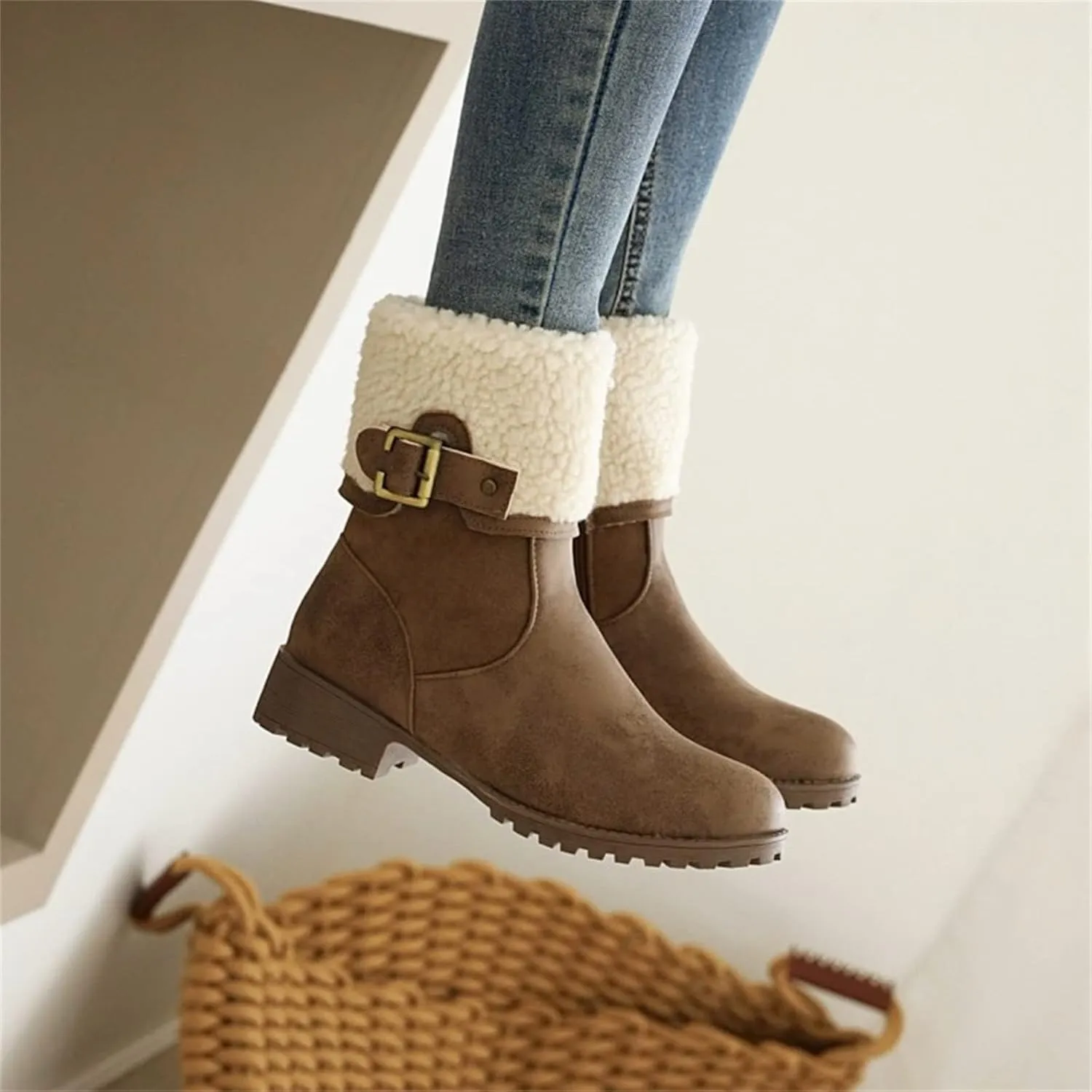 Women Snow Boots Waterproof Winter Boots Non Slip Warm Fur Booties Lightweight Slip on Ankle Boots Thickening Winter Shoes Walking Hiking Booties