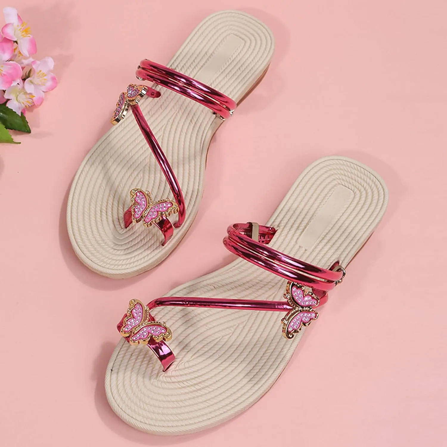 Women Summer Casual Flat Sandals Cute Slides Rhinestone & Butterfly Decor Toe Ring Clip Toe Thong Flip Flops Lightweight Comfy Beach Shoes Slipper