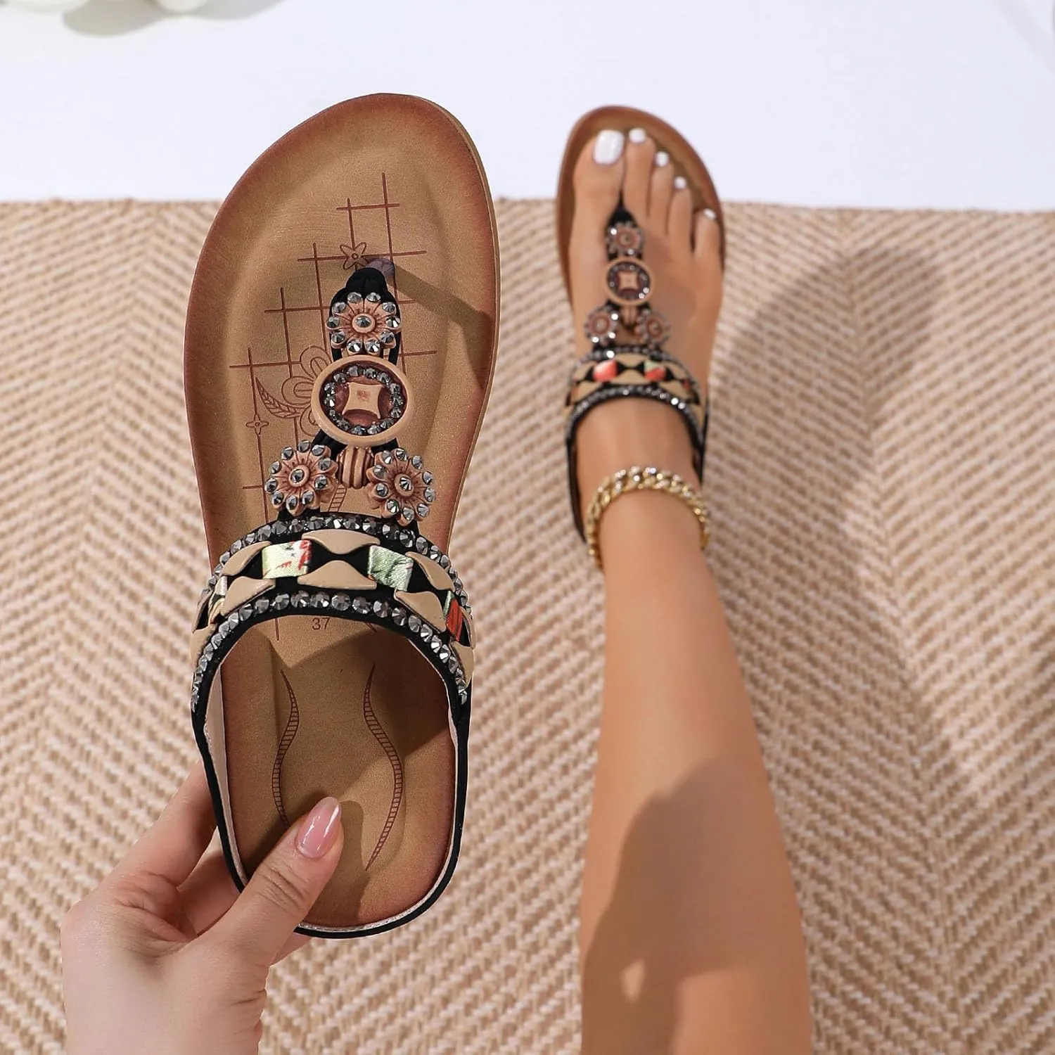 Women's Elegant Flat Bottom Sandals Rhinestone Open Toe Slip on Casual Sandal Comfortable Walking Flat Sandals
