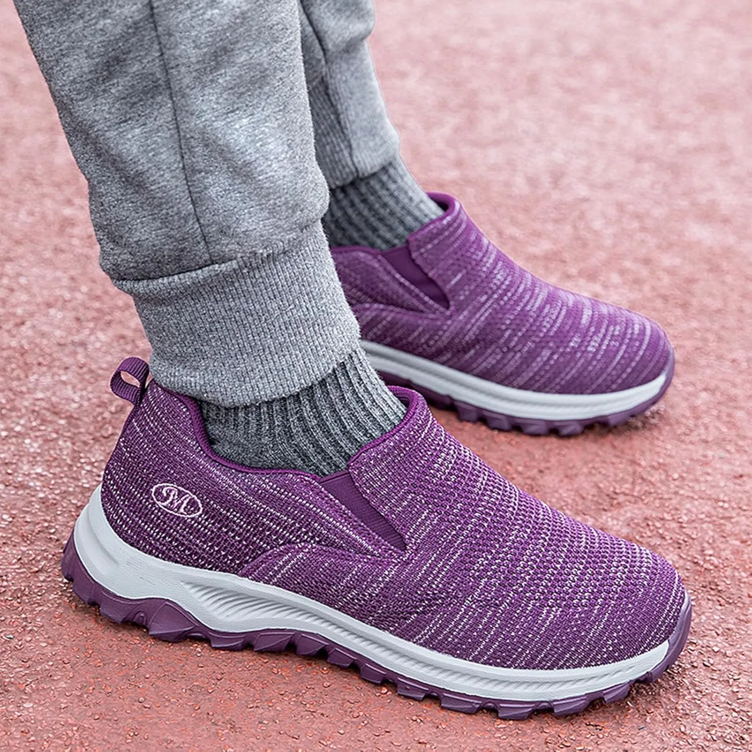 Women's Slip on Walking Shoes Dressy Knitted Non Slip Vintage Wide Running Shoes Breathable Mesh Sports Workout Tennis Shoes Fashion Lace Up Sneakers