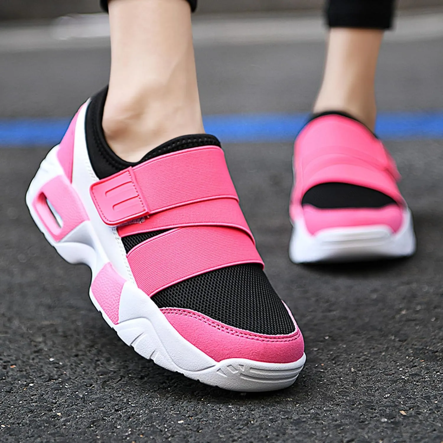 Womens Walking Shoes Slip on Comfy Knitted Non Slip Vintage Wide Running Shoes Breathable Mesh Sports Workout Tennis Shoes Fashion Lace Up Sneakers