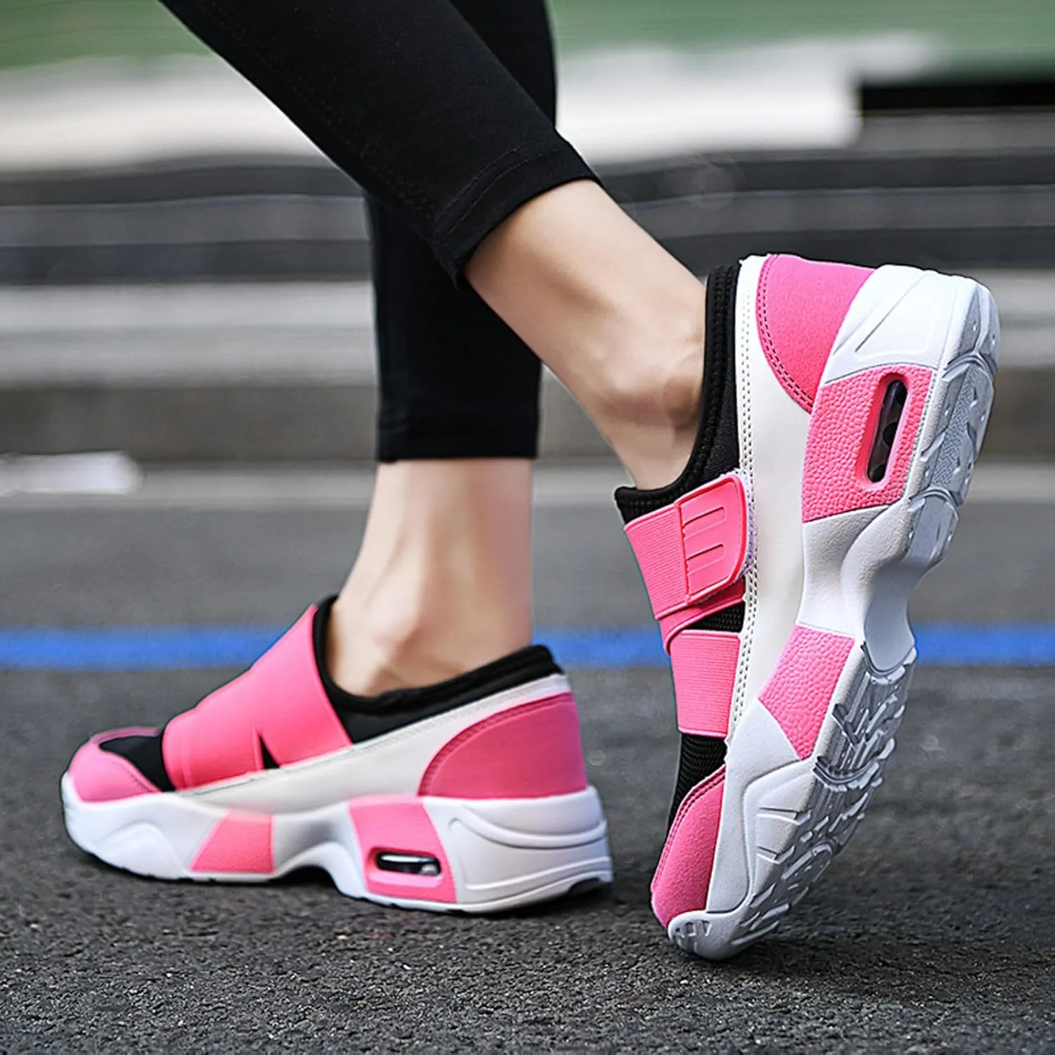 Womens Walking Shoes Slip on Comfy Knitted Non Slip Vintage Wide Running Shoes Breathable Mesh Sports Workout Tennis Shoes Fashion Lace Up Sneakers