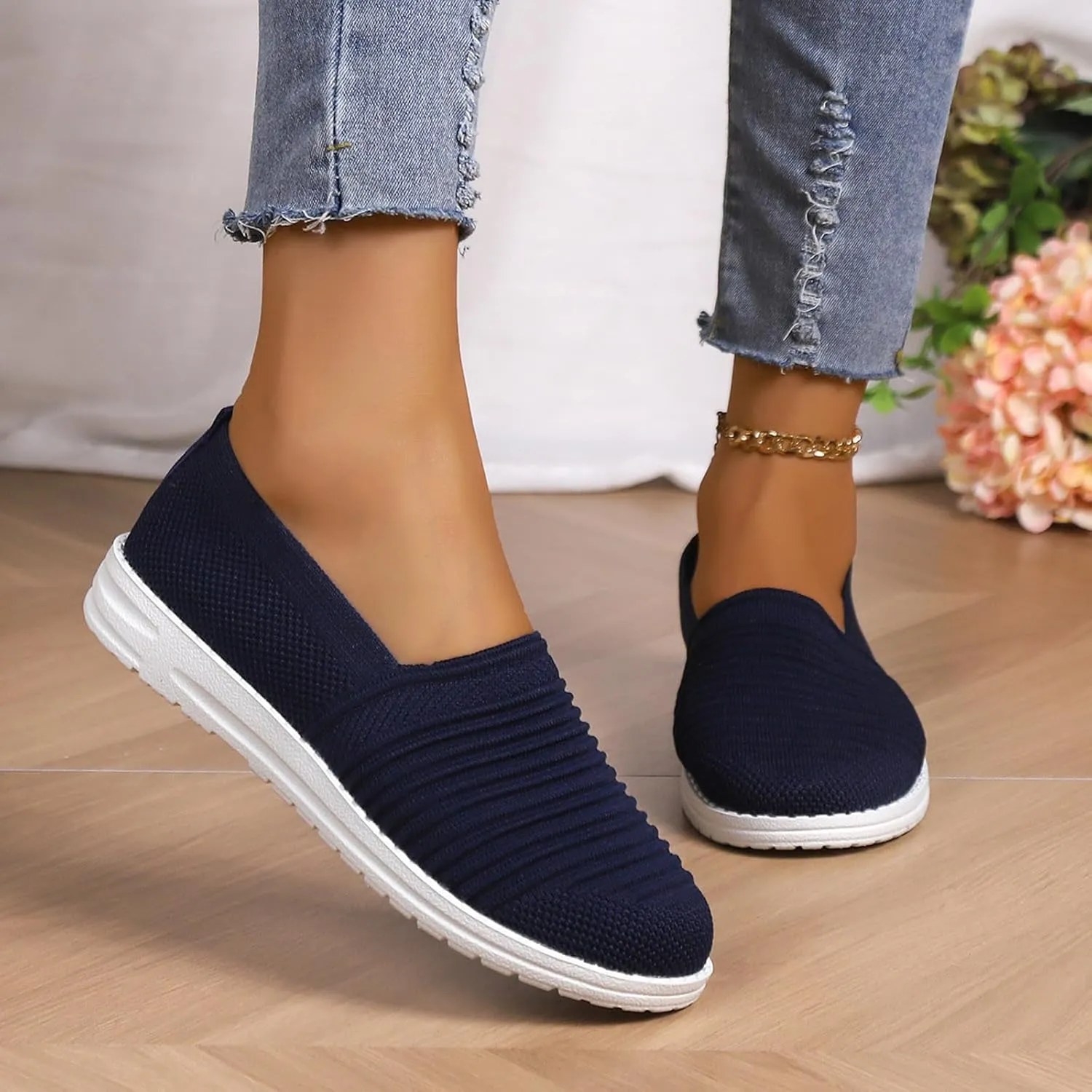 Womens Walking Shoes Slip on Memory Foam Non Slip Arch Support Running Shoes Breathable Mesh Sports Workout Tennis Shoes Fashion Lace Up Sneakers