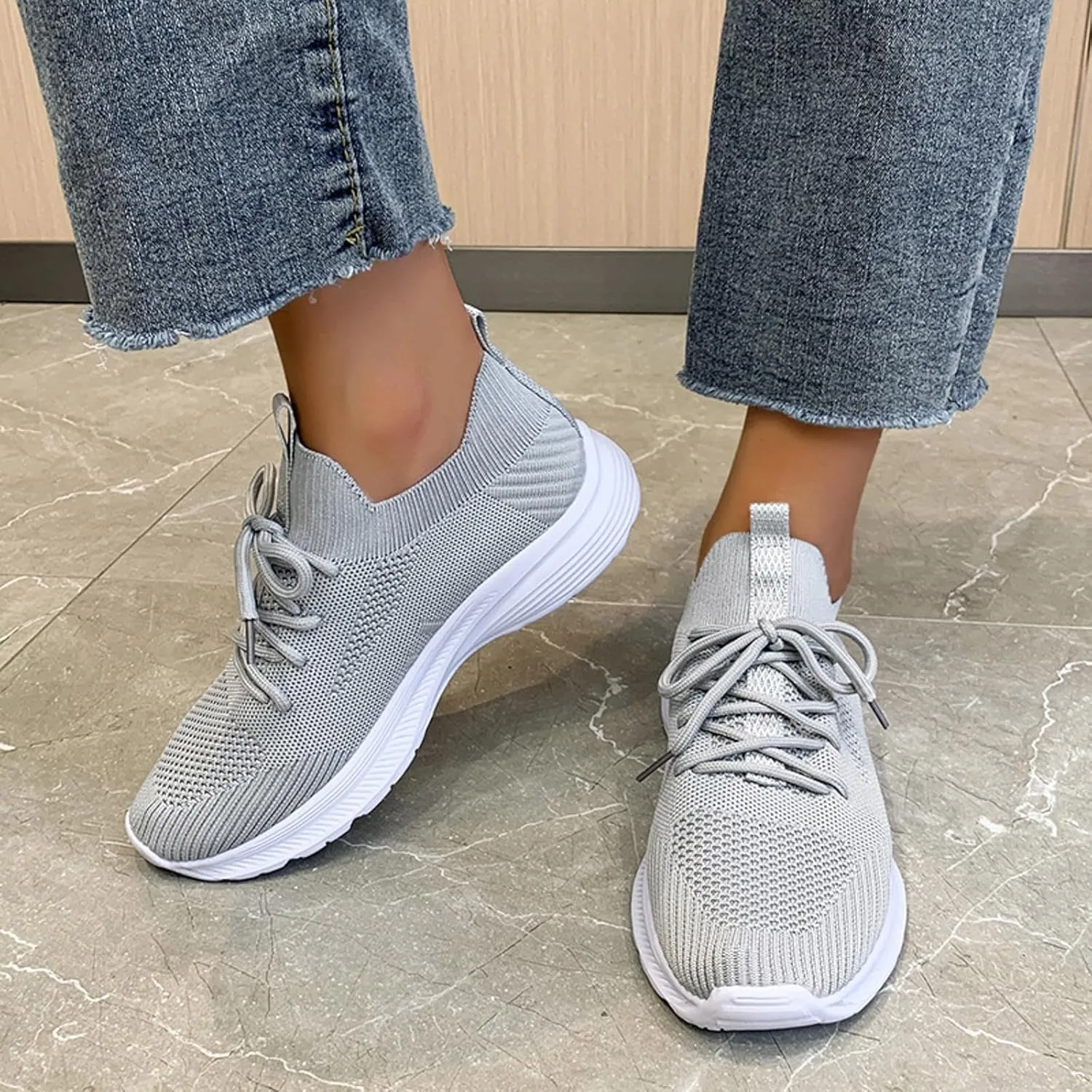 Womens Walking Shoes Slip on Memory Foam Non Slip Comfortable Running Shoes Breathable Mesh Sports Workout Tennis Shoes Fashion Lace Up Sneakers