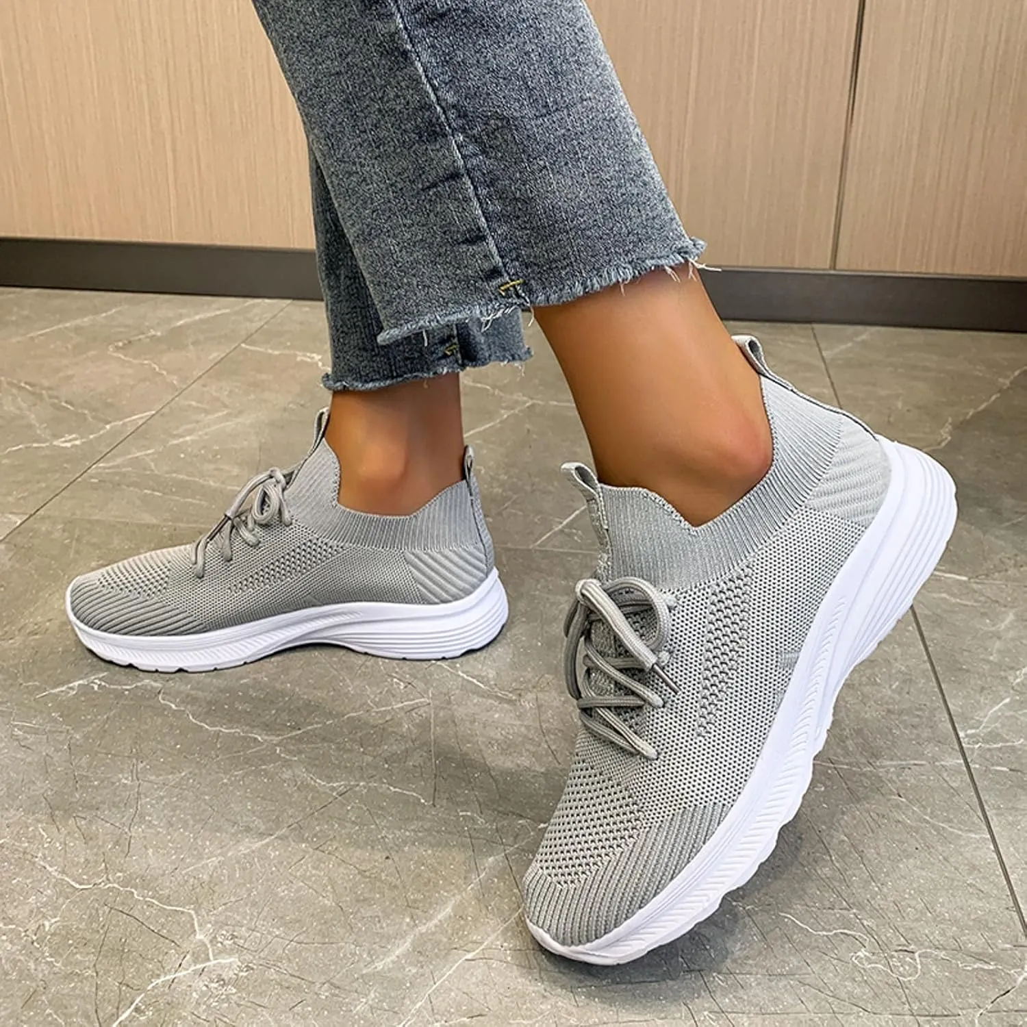Womens Walking Shoes Slip on Memory Foam Non Slip Comfortable Running Shoes Breathable Mesh Sports Workout Tennis Shoes Fashion Lace Up Sneakers