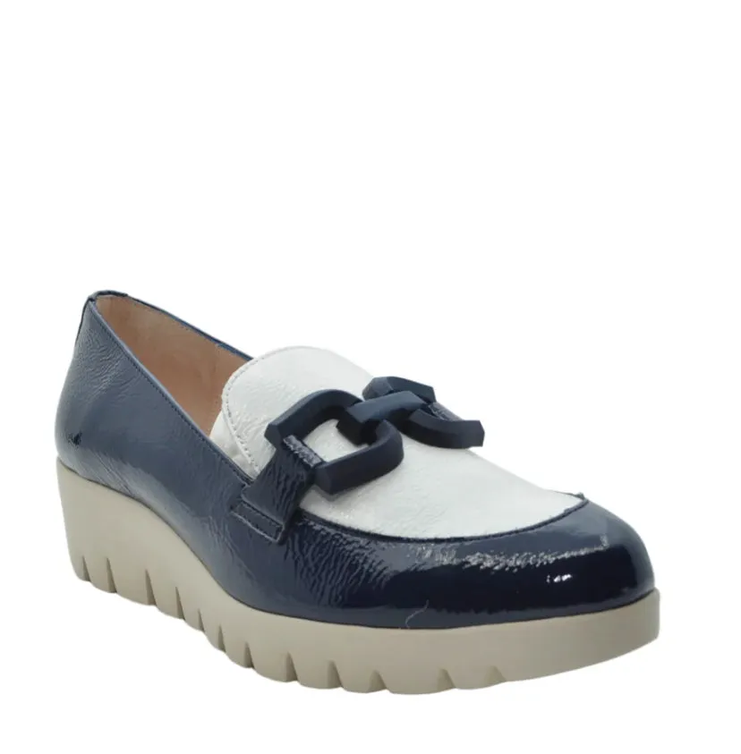 Wonder Navy and White Loafer C-33311-2